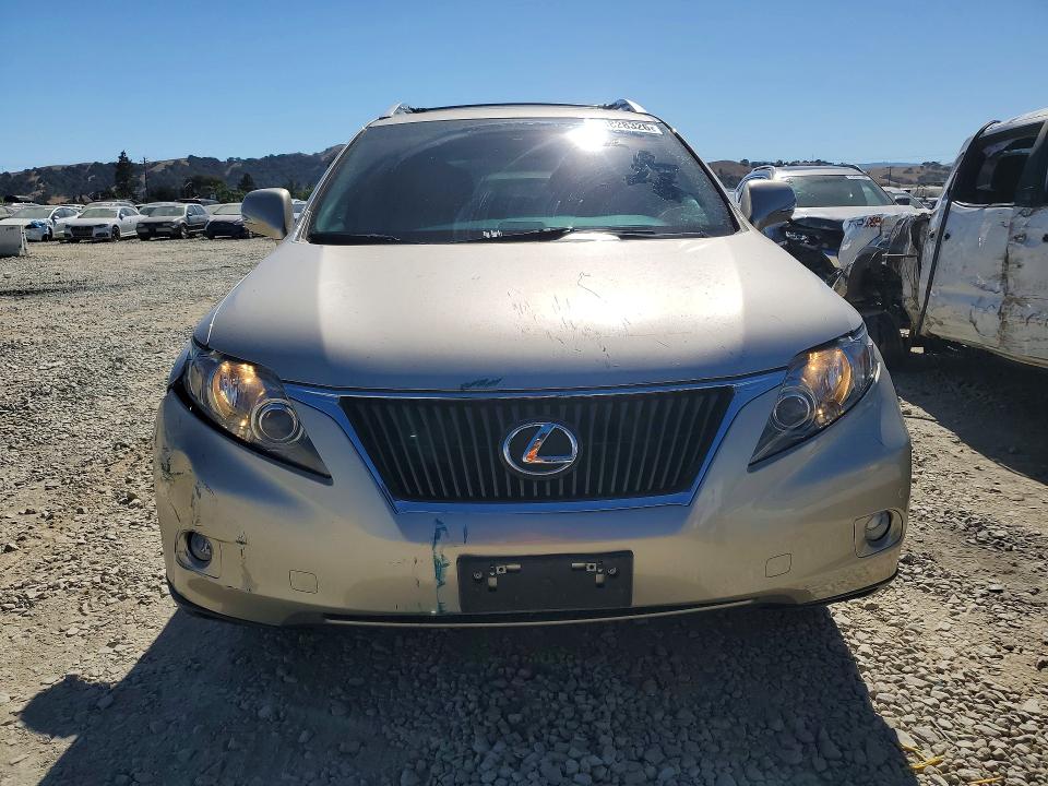63828326 :رقم المزاد ، 2T2ZK1BA7CC067052 vin ، 2012 Lexus Rx مزاد بيع