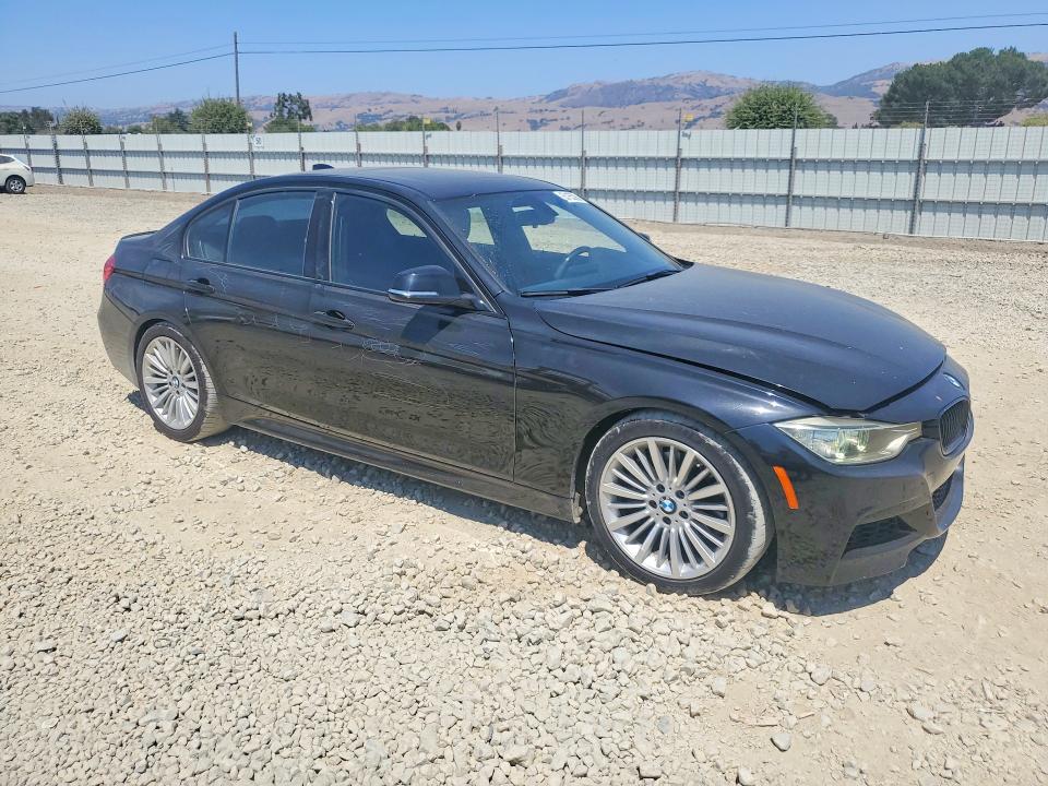63155286 :رقم المزاد ، WBA3A5C59DF351665 vin ، 2013 Bmw 328 مزاد بيع