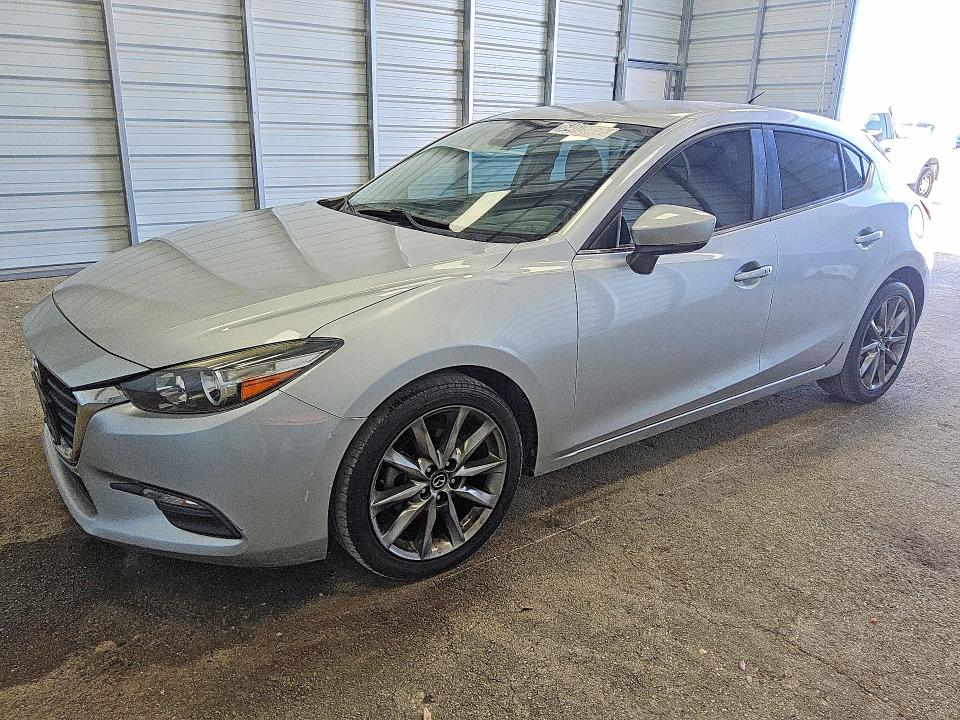 Продаж на аукціоні авто 2018 Mazda 3, vin: 3MZBN1L36JM210541, номер лоту: 64025326