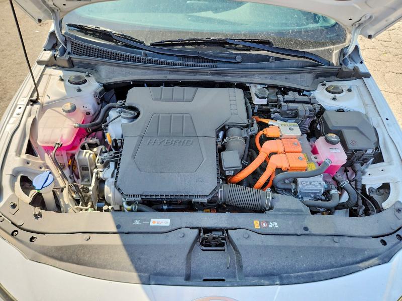 2025 Hyundai Elantra Hybrid მანქანა იყიდება აუქციონზე, vin: KMHLM4DJ2SU148623, აუქციონის ნომერი: 64626056