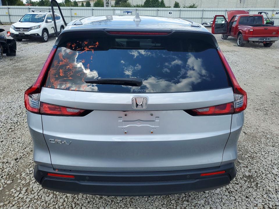 66146026 :رقم المزاد ، 7FARS4H74PE015773 vin ، 2023 Honda Cr-v مزاد بيع