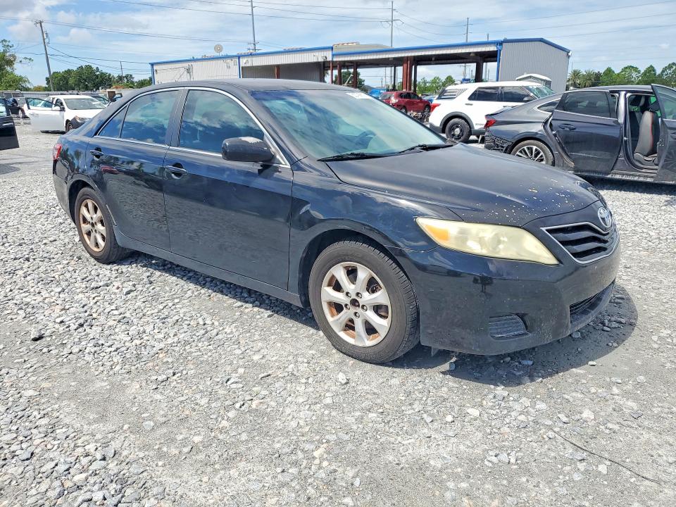 63798806 :رقم المزاد ، 4T1BF3EK8BU176577 vin ، 2011 Toyota Camry مزاد بيع