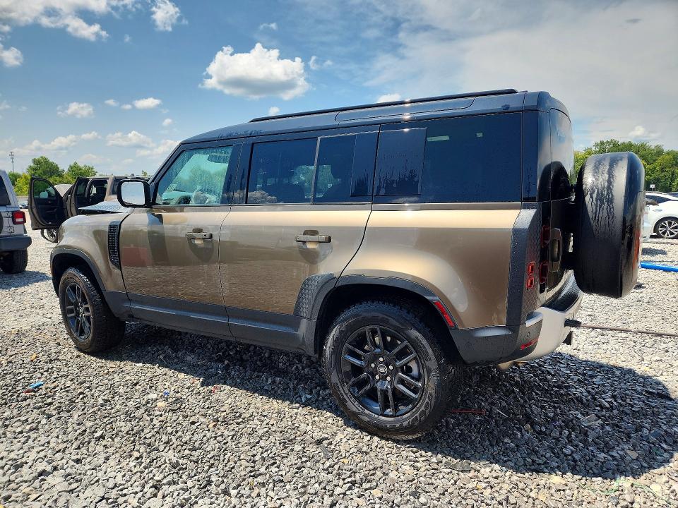62821206 :رقم المزاد ، SALEJ7EU6S2474414 vin ، 2025 Land Rover Defender مزاد بيع