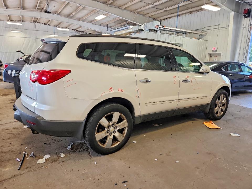 Продажа на аукционе авто 2011 Chevrolet Traverse, vin: 1GNKRLED2BJ170991, номер лота: 65792626