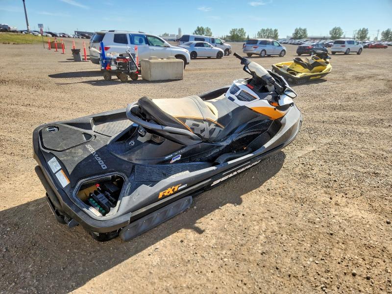 66266156 :رقم المزاد ، AB4509151 vin ، 2013 Sea Doo Rxt مزاد بيع