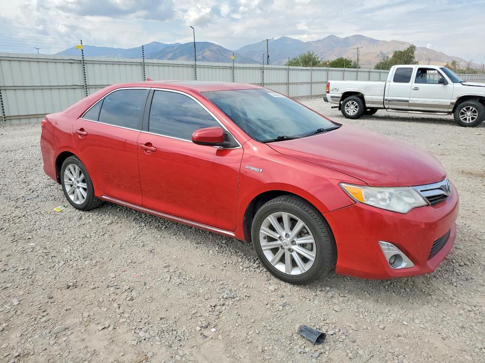 2012 Toyota Camry Hybrid მანქანა იყიდება აუქციონზე, vin: 4T1BD1FK8CU008643, აუქციონის ნომერი: 64666426