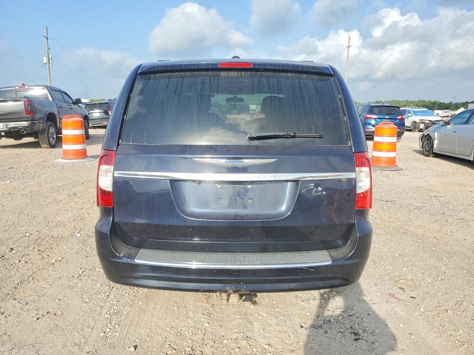 63202146 :رقم المزاد ، 2A4RR5DG4BR604798 vin ، 2011 Chrysler Town & Country مزاد بيع