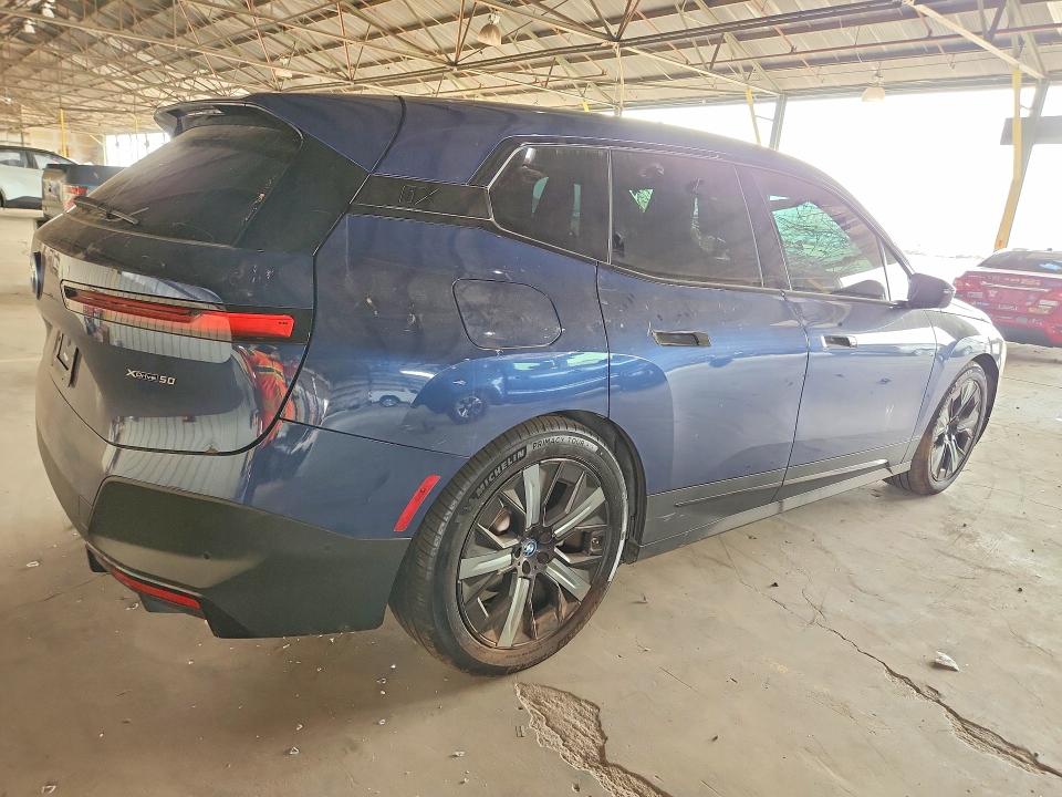 2022 Bmw Ix მანქანა იყიდება აუქციონზე, vin: WB523CF03NCK54750, აუქციონის ნომერი: 63582036