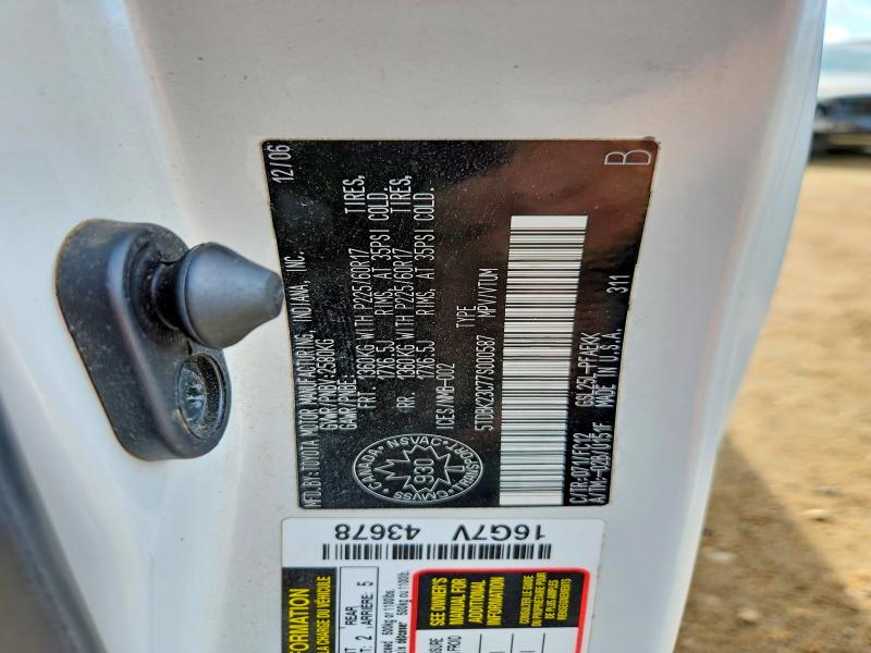 65381096 :رقم المزاد ، 5TDBK23C77S000587 vin ، 2007 Toyota Sienna مزاد بيع
