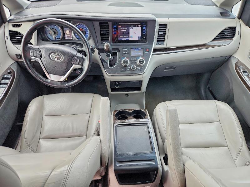 63673856 :رقم المزاد ، 5TDYK3DC0FS550906 vin ، 2015 Toyota Sienna مزاد بيع