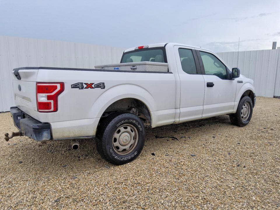 63633106 :رقم المزاد ، 1FTFX1E51LFB35456 vin ، 2020 Ford F150 مزاد بيع