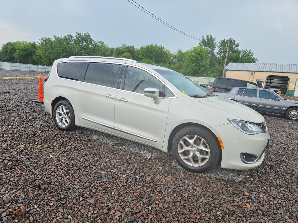 Продажа на аукционе авто 2020 Chrysler Pacifica, vin: 2C4RC1GG1LR156386, номер лота: 64802336