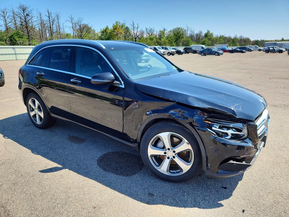 2017 Mercedes-benz Glc მანქანა იყიდება აუქციონზე, vin: WDC0G4KB3HF126731, აუქციონის ნომერი: 65469786