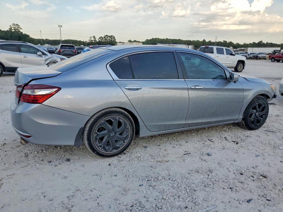 Продажа на аукционе авто 2016 Honda Accord, vin: 1HGCR2F89GA050073, номер лота: 66106116