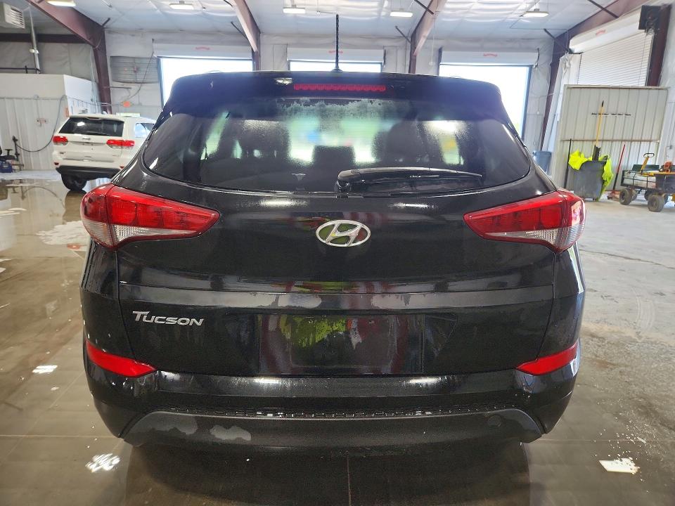 63419086 :رقم المزاد ، KM8J33A45HU454971 vin ، 2017 Hyundai Tucson مزاد بيع