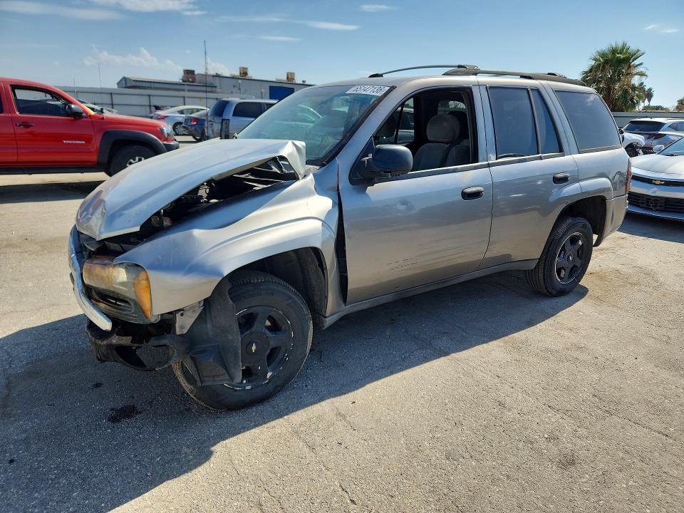 65147136 :رقم المزاد ، 1GNDT13S562125351 vin ، 2006 Chevrolet Trailblazer مزاد بيع