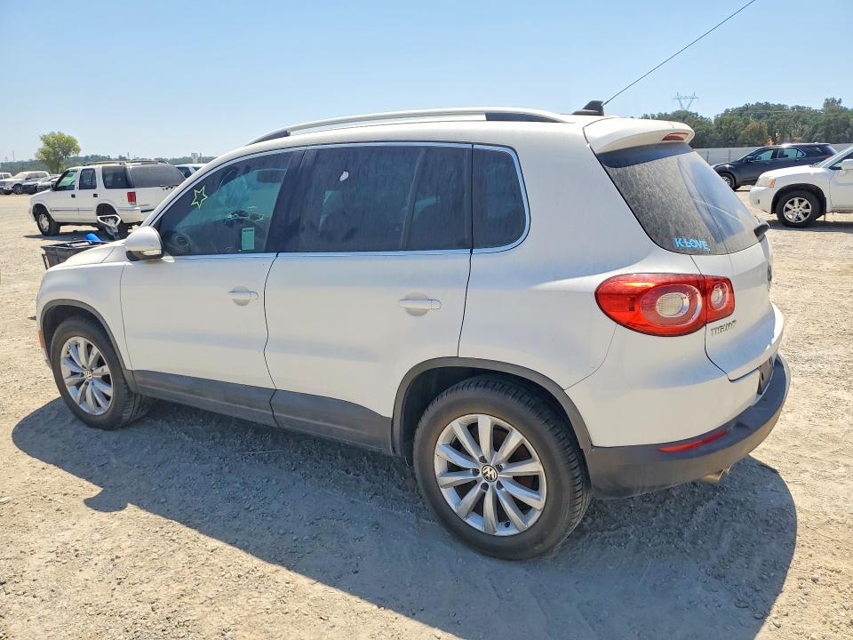 Aukcja sprzedaży 2011 Volkswagen Tiguan, vin: WVGAV7AX0BW503520, numer aukcji: 64040316