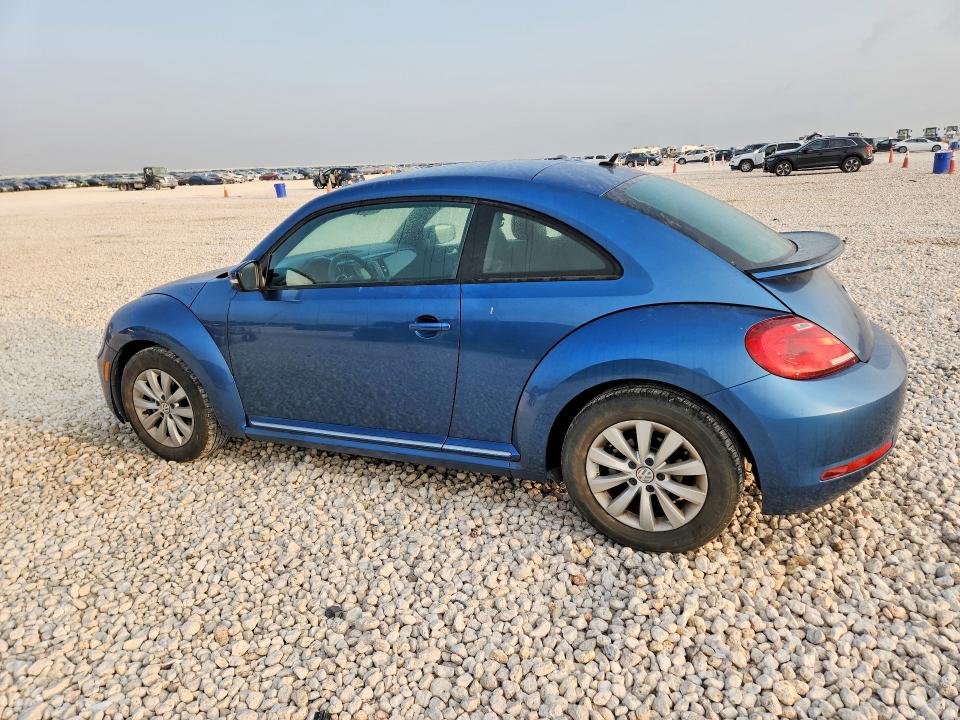 2019 Volkswagen Beetle მანქანა იყიდება აუქციონზე, vin: 3VWFD7AT6KM717323, აუქციონის ნომერი: 63687776