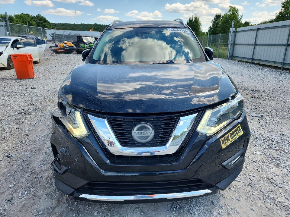 64649366 :رقم المزاد ، JN8AT2MT5JW463394 vin ، 2018 Nissan Rogue مزاد بيع
