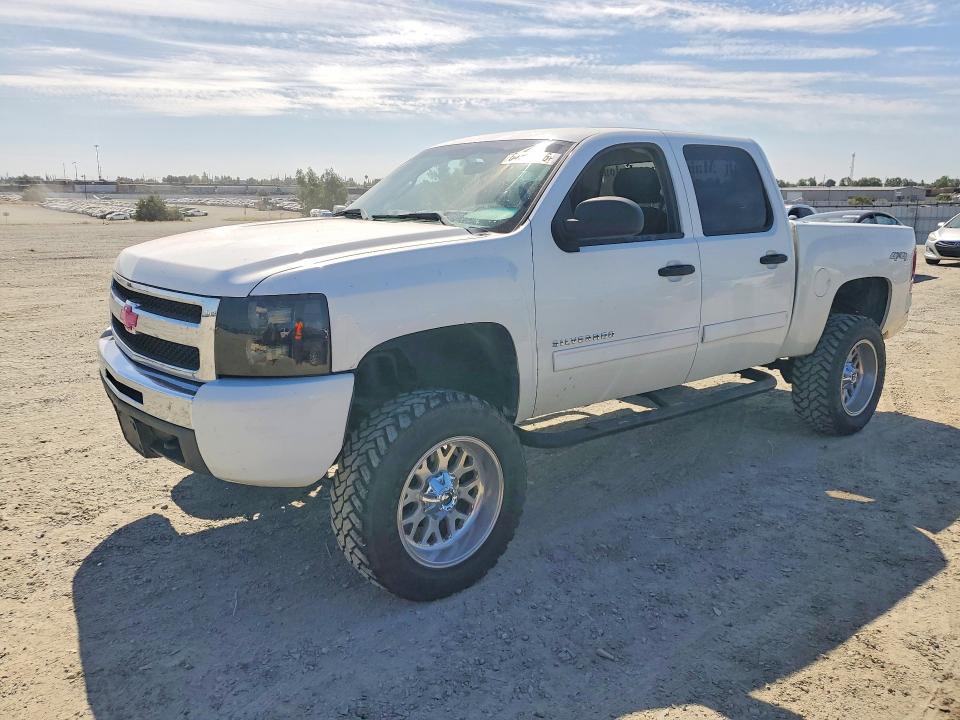 2010 Chevrolet Silverado მანქანა იყიდება აუქციონზე, vin: 3GCRKSEA1AG122829, აუქციონის ნომერი: 64324496
