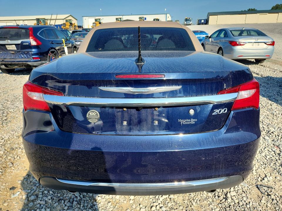 67149106 :رقم المزاد ، 1C3BCBFG8EN134978 vin ، 2014 Chrysler 200 مزاد بيع