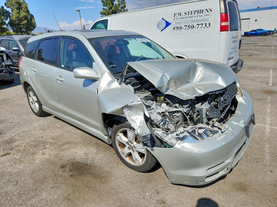 63446786 :رقم المزاد ، 2T1KR32E33C102377 vin ، 2003 Toyota Matrix مزاد بيع