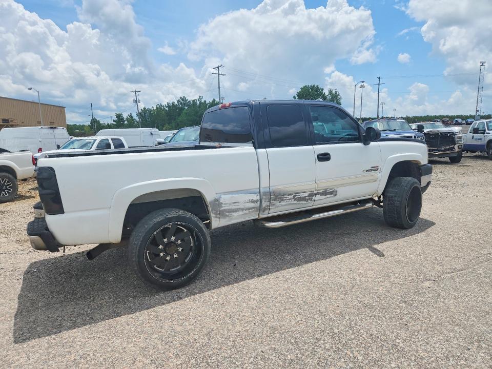 Продаж на аукціоні авто 2005 Chevrolet Silverado, vin: 1GCHK29275E343718, номер лоту: 63139046