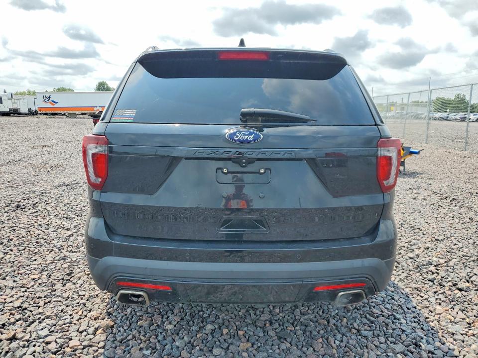 2017 Ford Explorer მანქანა იყიდება აუქციონზე, vin: 1FM5K8GT9HGD15084, აუქციონის ნომერი: 64047236