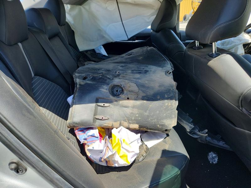 66499946 :رقم المزاد ، 4T1G11AK1MU464751 vin ، 2021 Toyota Camry مزاد بيع
