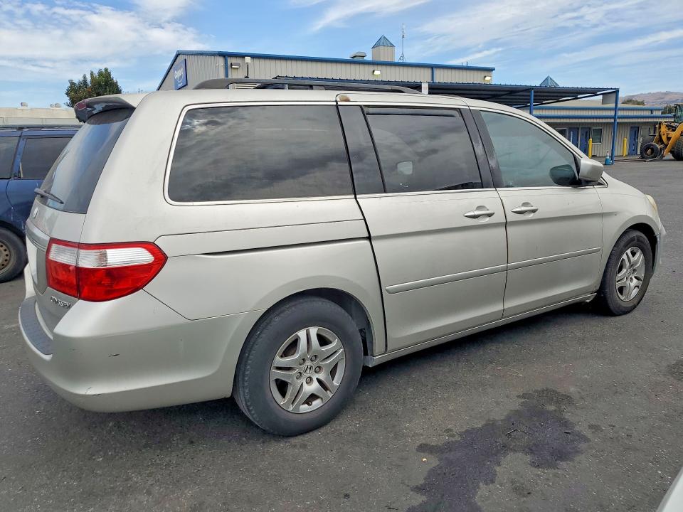 Продажа на аукционе авто 2005 Honda Odyssey, vin: 5FNRL38775B134224, номер лота: 66794186