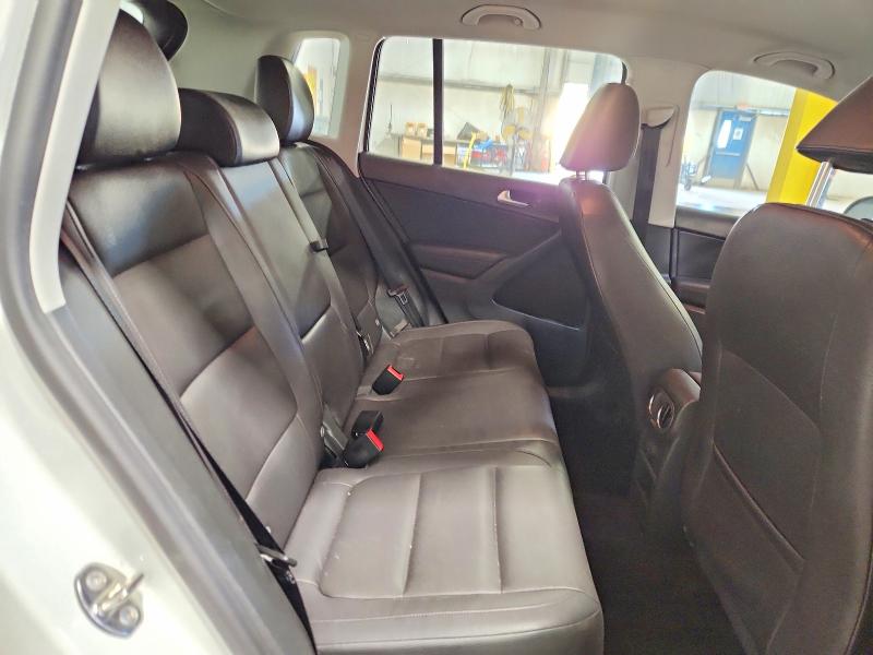 Продажа на аукционе авто 2017 Volkswagen Tiguan, vin: WVGBV7AXXHW513338, номер лота: 65830616