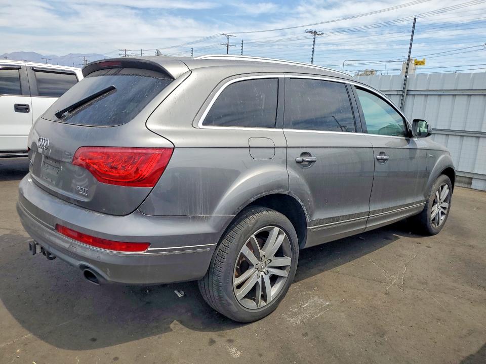 67163756 :رقم المزاد ، WA1LGAFE9FD021409 vin ، 2015 Audi Q7 مزاد بيع
