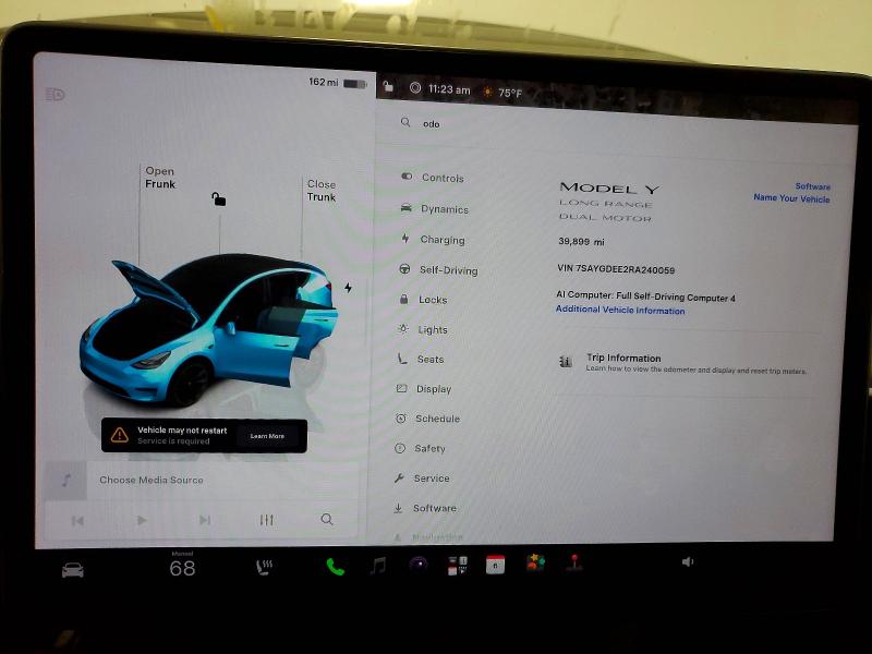 64099086 :رقم المزاد ، 7SAYGDEE2RA240059 vin ، 2024 Tesla Model Y مزاد بيع