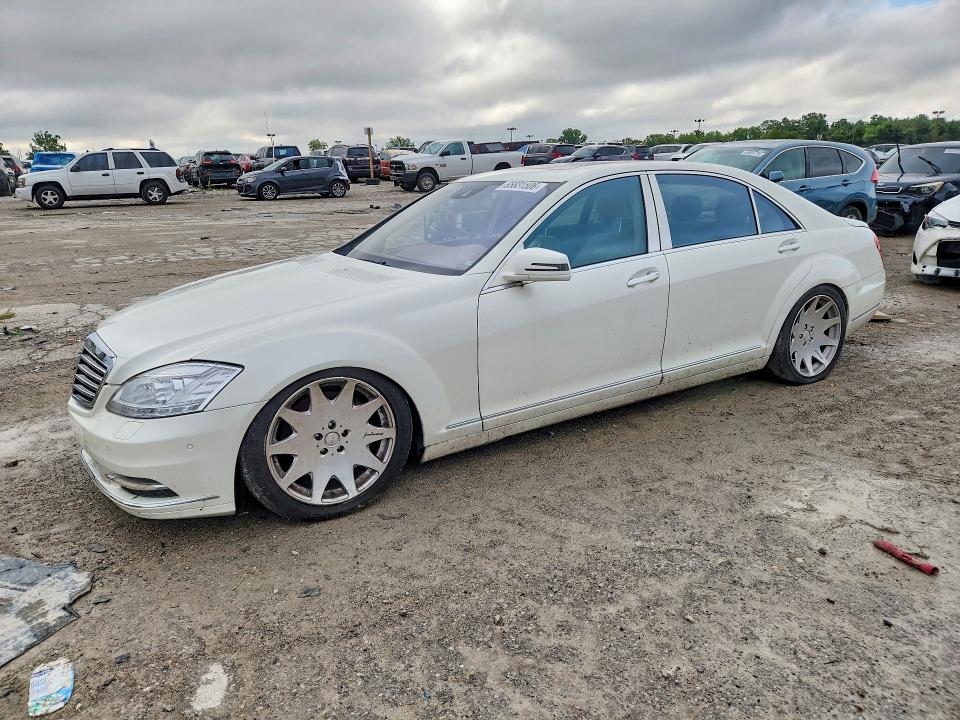 2010 Mercedes-benz S მანქანა იყიდება აუქციონზე, vin: WDDNG8GB5AA326997, აუქციონის ნომერი: 65831506