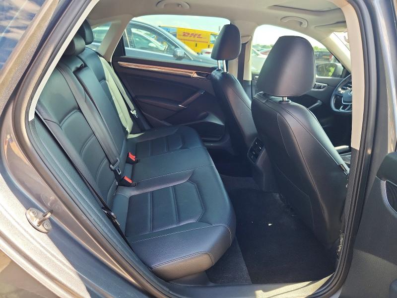 Продажа на аукционе авто 2017 Volkswagen Passat, vin: 1VWBT7A37HC031156, номер лота: 65200916
