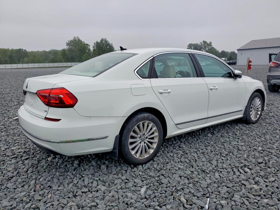 63530046 :رقم المزاد ، 1VWBT7A33GC061334 vin ، 2016 Volkswagen Passat مزاد بيع