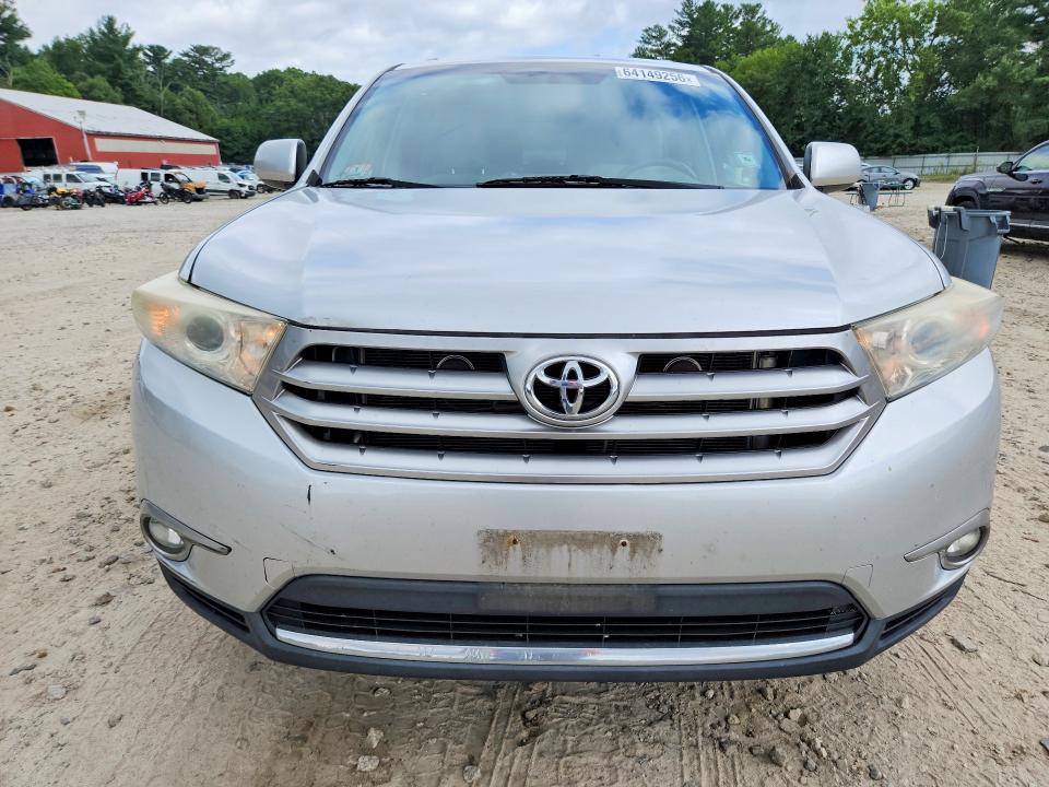 64149256 :رقم المزاد ، 5TDBK3EH3DS207584 vin ، 2013 Toyota Highlander مزاد بيع