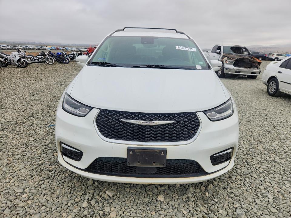 Продажа на аукционе авто 2022 Chrysler 200 Limited 4dr, vin: 2C4RC1BG0NR126029, номер лота: 64660556