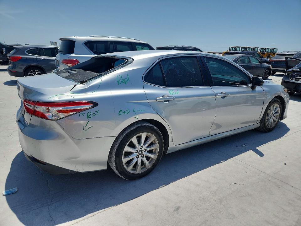 Продажа на аукционе авто 2018 Toyota Camry, vin: 4T1B11HK8JU053147, номер лота: 64243046