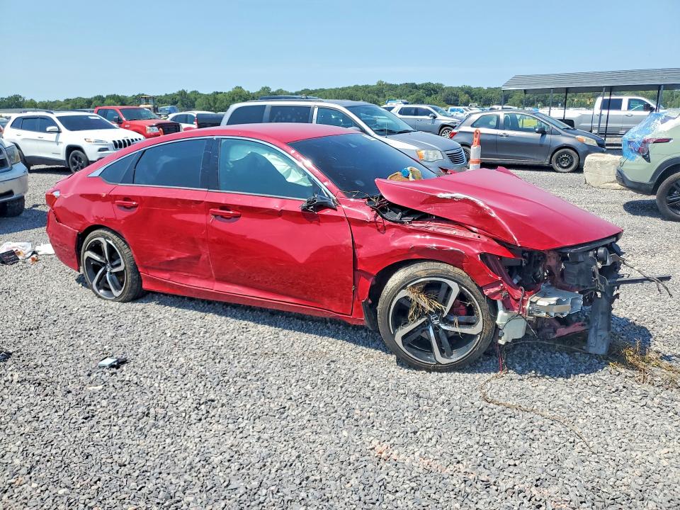 2018 Honda Accord მანქანა იყიდება აუქციონზე, vin: 1HGCV1F31JA096577, აუქციონის ნომერი: 63808396