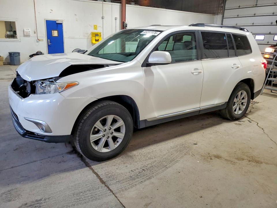 Продажа на аукционе авто 2013 Toyota Highlander, vin: 5TDBK3EH0DS231230, номер лота: 65293076