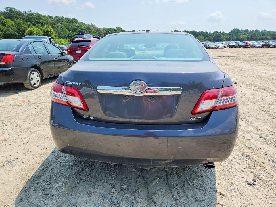 Auction sale of the 2011 Toyota Camry, vin: 4T1BF3EK1BU207006, lot number: 64637436