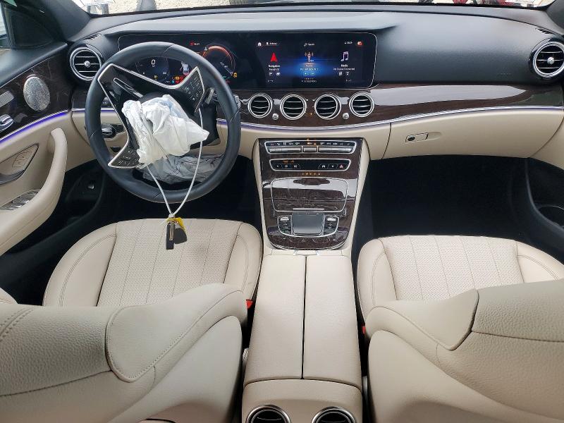 63665676 :رقم المزاد ، W1KZF5KB6NB052008 vin ، 2022 Mercedes-benz E مزاد بيع