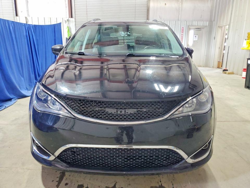 Продажа на аукционе авто 2020 Chrysler Pacifica, vin: 2C4RC1BG8LR271722, номер лота: 61013916