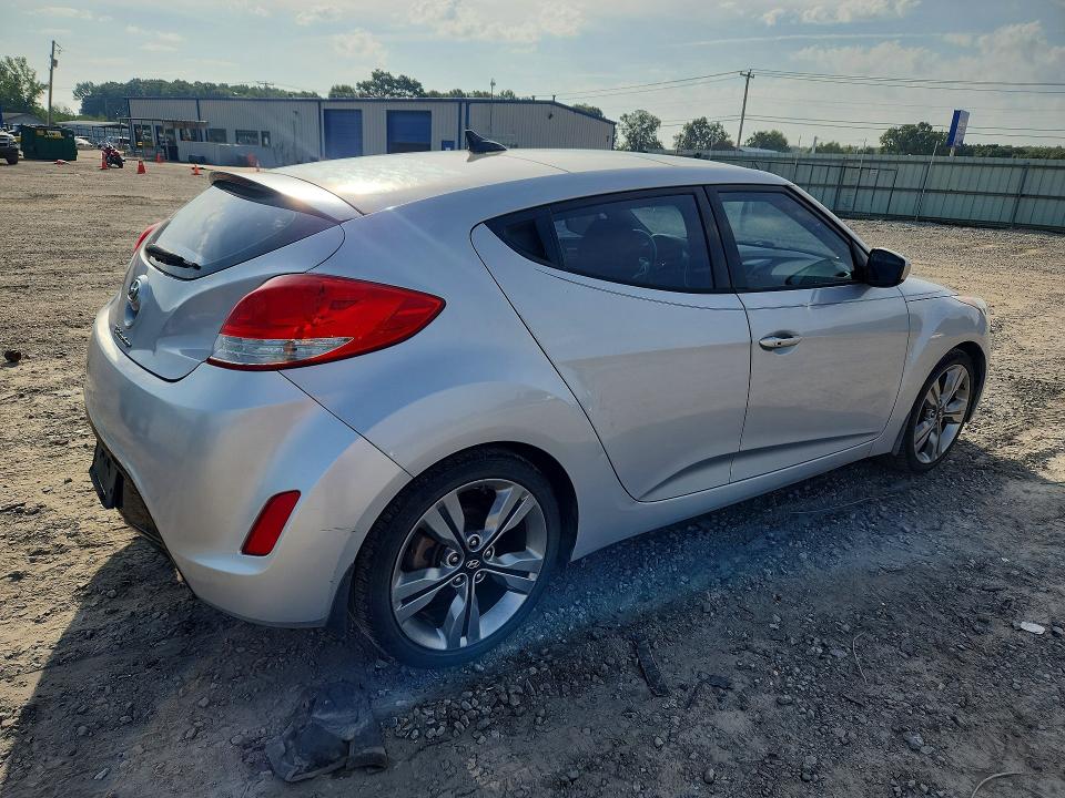 2017 Hyundai Veloster მანქანა იყიდება აუქციონზე, vin: KMHTC6AD8HU316691, აუქციონის ნომერი: 66957496