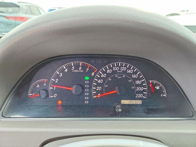 64020636 :رقم المزاد ، 4T1BF32K75U602199 vin ، 2005 Toyota Camry مزاد بيع