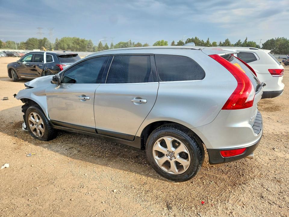 2013 Volvo Xc60 მანქანა იყიდება აუქციონზე, vin: YV4952DL4D2412387, აუქციონის ნომერი: 65700556