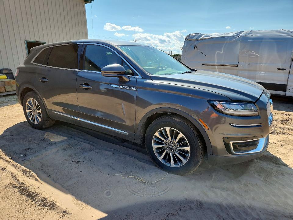 Продажа на аукционе авто 2020 Lincoln Nautilus, vin: 2LMPJ8J95LBL31926, номер лота: 64671676
