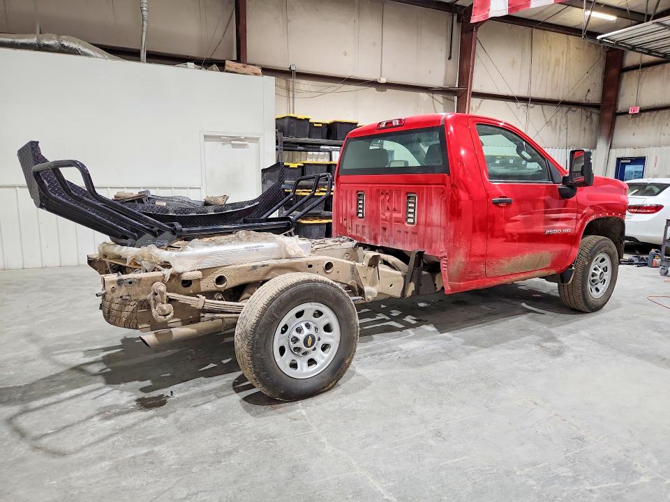 Продажа на аукционе авто 2026 Chevrolet Silverado, vin: 1GC3KLE70TF101362, номер лота: 64210106