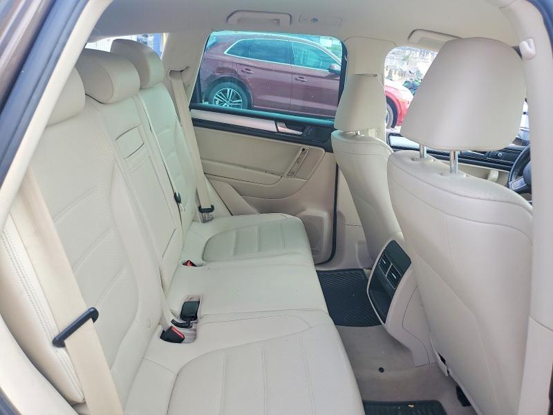 Aukcja sprzedaży 2011 Volkswagen Touareg, vin: WVGFK9BP8BD005182, numer aukcji: 62395486